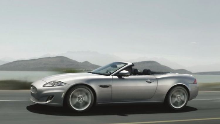 Jaguar XK.jpg