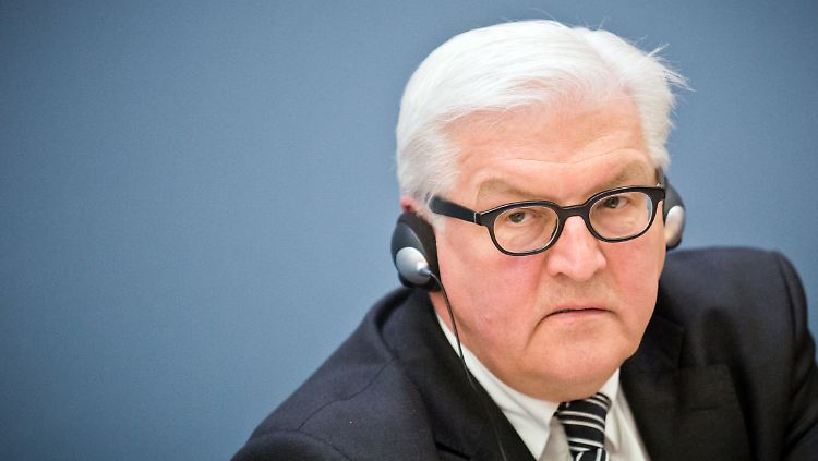 Außenminister Frank Walter Steinmeier erwartet schon in den nächsten Tagen eine neue Stufe von EU-Sanktionen.