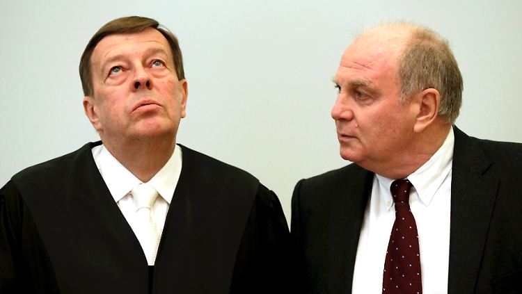 Hanns Feigens und sein Mandat Uli Hoeneß vor dem Landgericht München II.