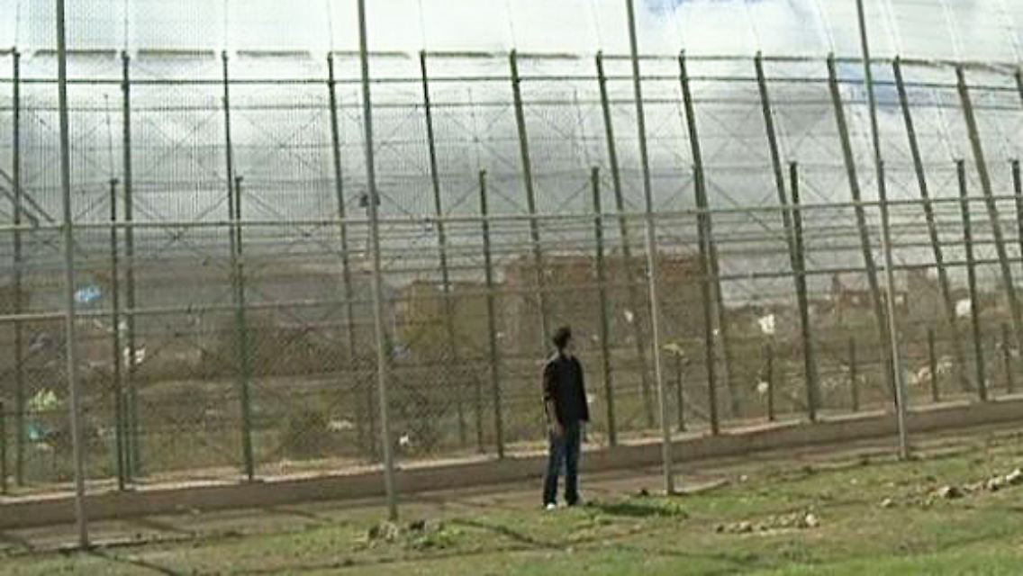 Grenzzaun Melilla.JPG