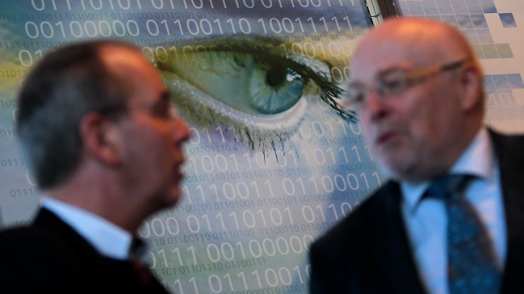 Sicherheit war bei den Geschäftsgesprächen auf der CeBIT ein großes Thema.