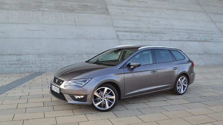 Kein Kombi aus dem Hause VW hat eine so scharfe Zeichnung wie der Seat Leon ST FR.
