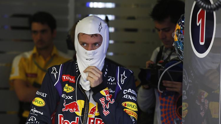Misslaunig? Motivierend: Sebastian Vettel machte seinem Team nach dem Ausfall in Melbourne Mut.