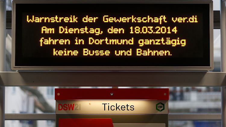 Im Ruhrgebiet stehen die Züge den ganzen Tag still.
