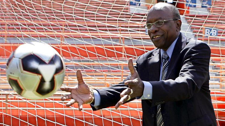 Jack Warner geriet in seiner Zeit als Vize-Präsident der Concacaf mehrfach in den Verdacht, sein Amt zum persönlichen Vorteil zu missbrauchen. 