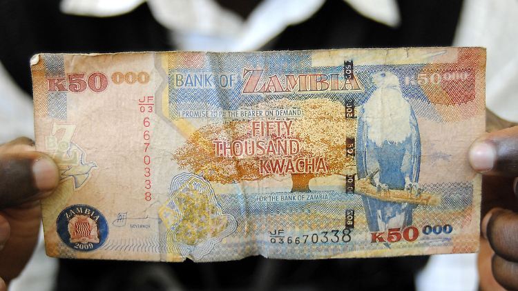 Nebenwirkungen der China-Nachfrage und der Fed-Politik: In Sambia verliert der Kwacha dramatisch an Wert (im Bild eine 50.000 Kwacha-Note).