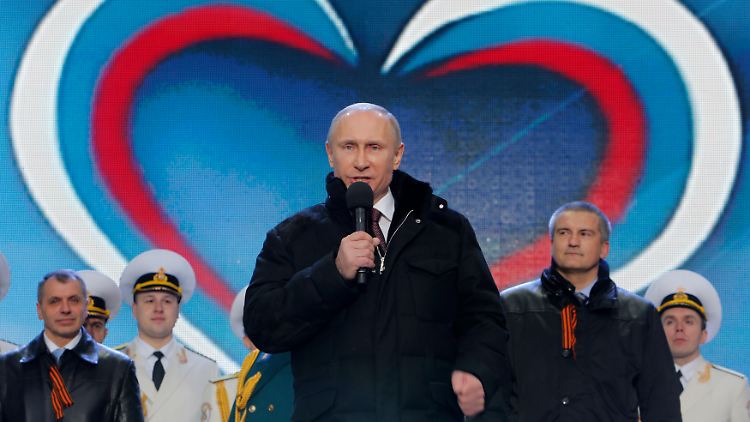 Russlands Präsident Wladimir Putin während Feierlichkeiten auf dem Roten Platz anlässlich der Annexion der Krim.