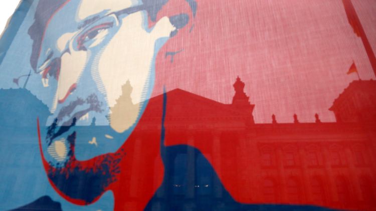 Vielleicht steht Snowden bald im Bundestag Rede und Antwort.