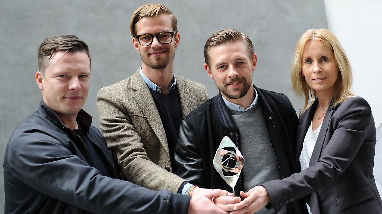 Vier Grimme-Preisträger: Florian Panzner (l.) bekommt ihn für den Spielfilm "Mord in Eberswalde", Joko und Klaas (M.) für ihren "Circus Halligalli" und Kathrin Bühlig für ihre Doku "Restrisiko".