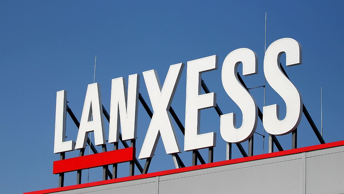 Lanxess bleibt für das laufende Jahr zwar skeptisch, die Anleger sind da zuversichtlicher gestimmt, der Kurs klettert.