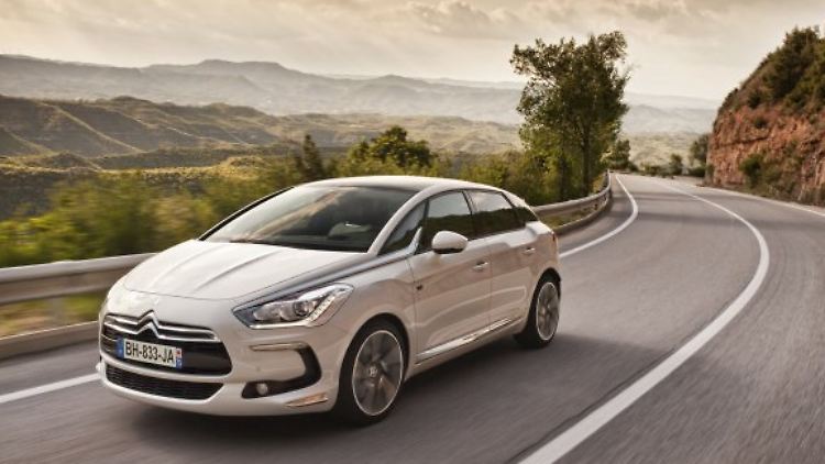 Die zweite Neuerscheinung im Motorenregal von Citroen ist zunächst einem Exoten vorbehalten, dem Lifestyle-Modell DS5.