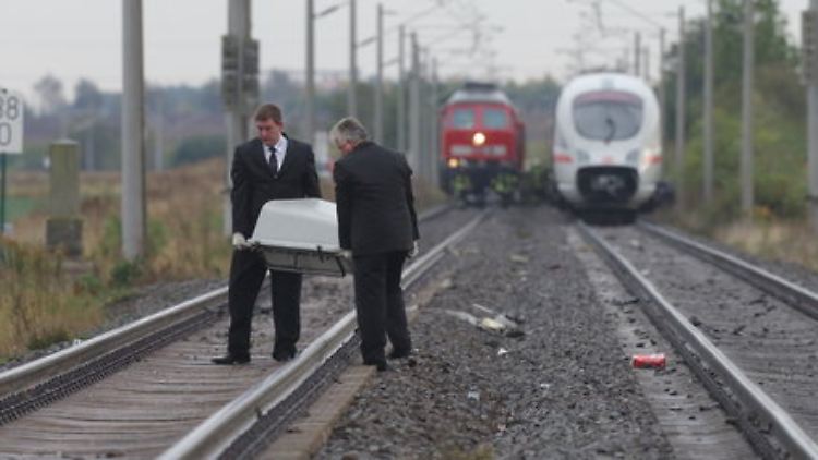 Tarifeinigung bei der Bahn: Umgang mit traumatisierten Lokführern geregelt.