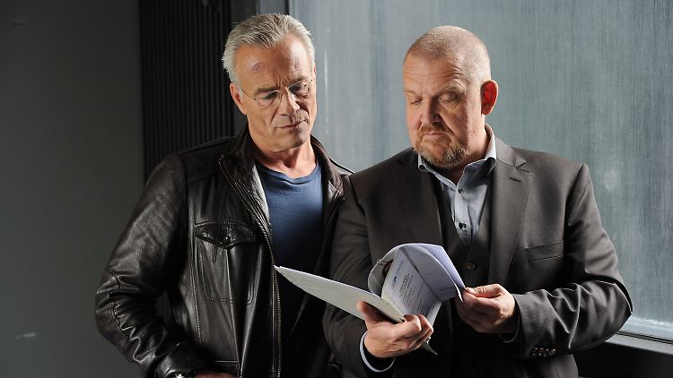 Klaus J. Behrendt (l) als Kommissar Max Ballauf und Dietmar Bär als Kommissar Freddy Schenk im Kölner "Tatort".