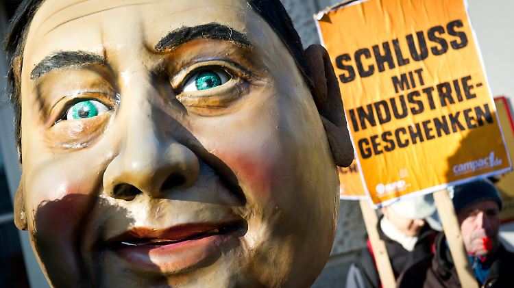 Die Industrierabatte bei der EEG-Umlage stoßen schon seit längerem auf Widerstand aus der Bevölkerung.
