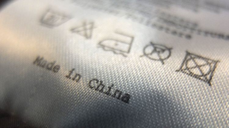Peking kämpft gegen die Überhitzung der Konjunktur, indem sie die Kreditvergabe verringert. Ob die Wachstumsdelle die Regierung noch mal aus der Reserve lockt?