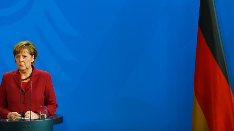 Rechts der CDU ist reichlich Platz: Atomkraft, Wehrpflicht, Homoehe - Angela Merkel hat die Politik der Union sozialdemokratisiert.