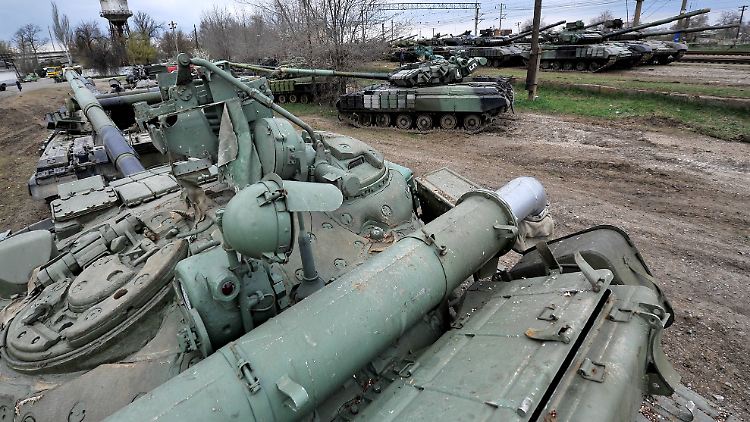 Um was für einen Panzer es sich handelt, ist unklar - Bilder vom angeblichen Panzerfund auf russischer Seite gibt es nicht.