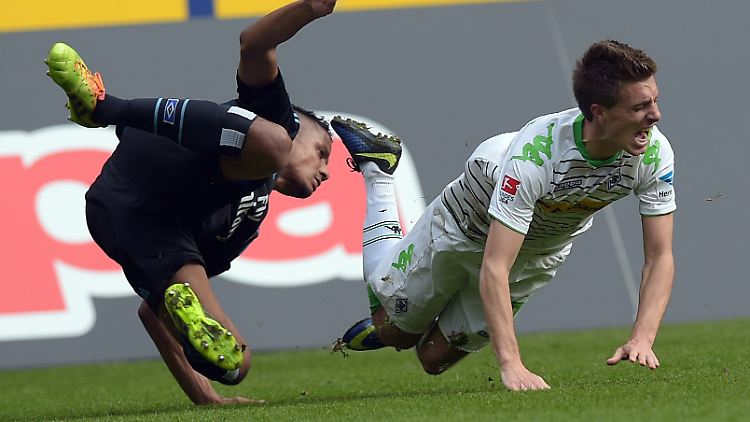 Der HSV kann gegen Gladbach lange mithalten. Doch zum so wichtigen Sieg reicht es am Ende nicht.