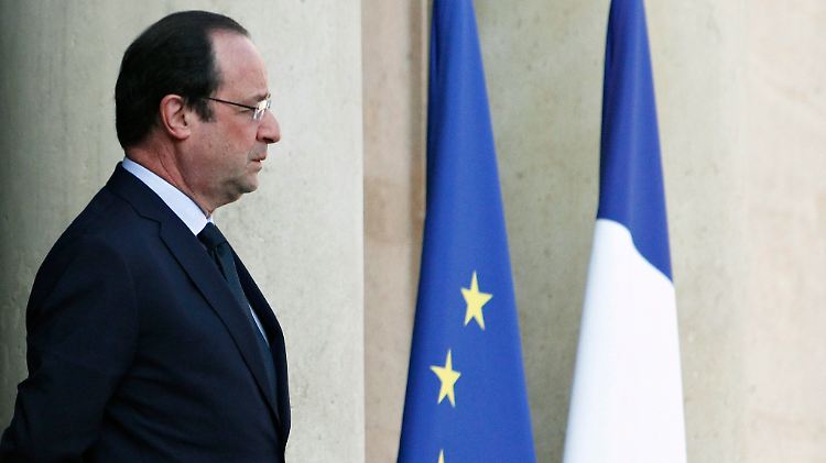 François Hollande wird von rechts bedrängt.