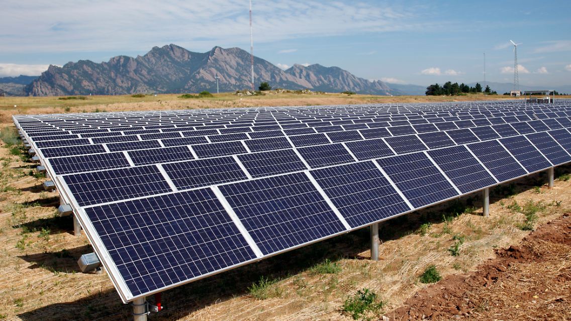 Vom Solarzellenhersteller zum Komplettanbieter: Q-Cells verspricht sich bessere Perspektiven.