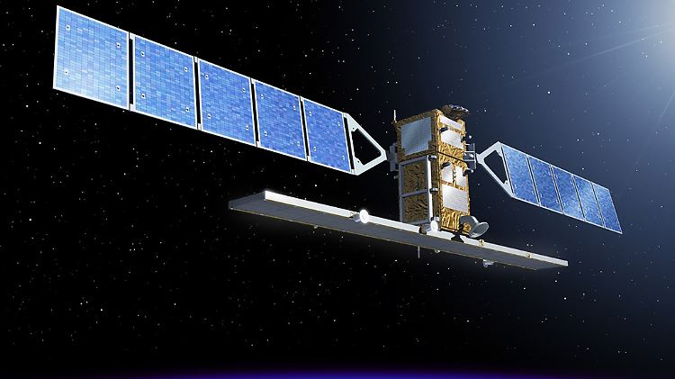 Der rund 2,3 Tonnen schwere Satellit soll die Erde in etwa 700 Kilometern Höhe umrunden.