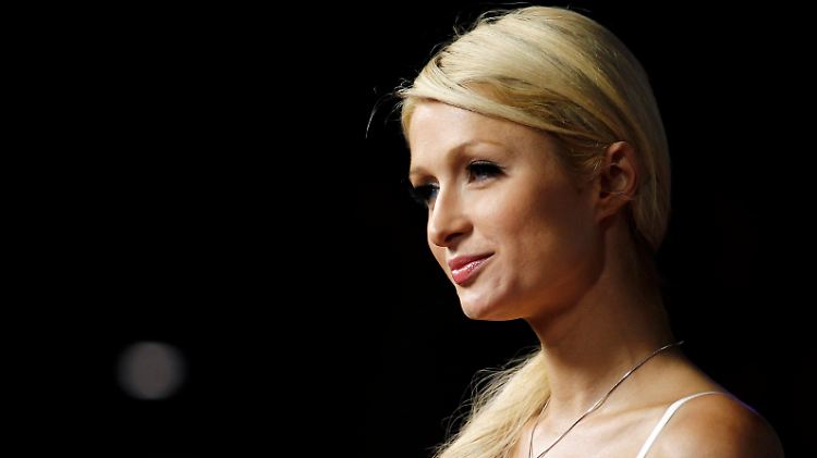 Wenn das mal nicht die "falschen" Extensions sind: Paris Hilton.