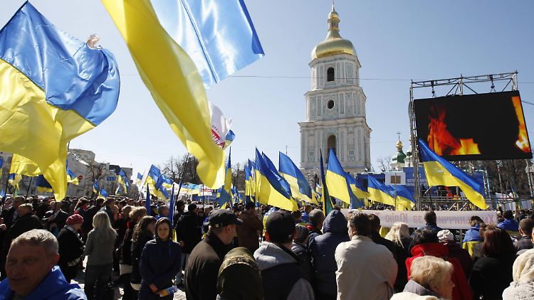Im Mai finden in der Ukraine Wahlen statt. Die Parteien buhlen um jede Stimme wie hier in Kiew.