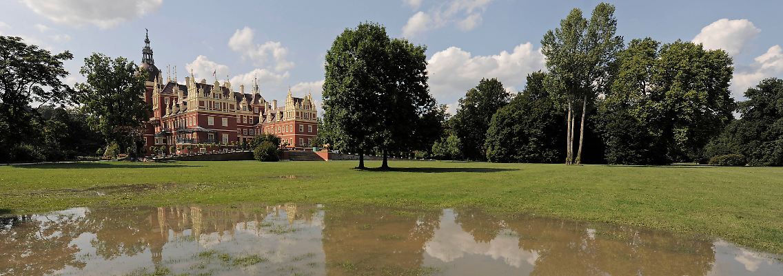 Park und Schloss in Bad Muskau (Bild vom 10. August)
