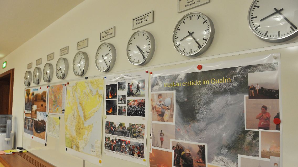 Das Krisenreaktionszentrum im Auswärtigen Amt in Berlin am 10. August 2010. Gesteuert wird die Arbeit des Krisenstabes aus dem Keller des Ministeriums, wo das Krisen-Referat 040 seinen Sitz hat.