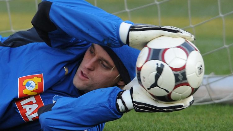 Probetraining beim Pokalsieger: Timo Hildebrand darf sich Manchester City empfehlen. (Archivfoto)