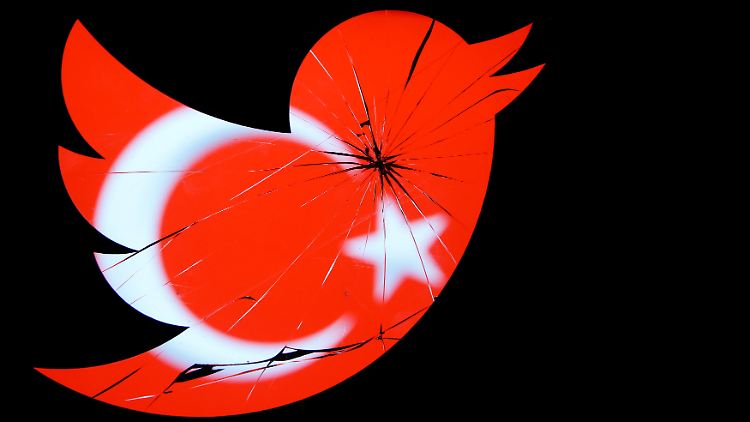 Die türkische Regierung sträubt sich bisher, die Twitter-Sperre aufzuheben.