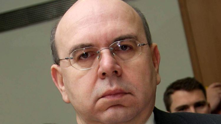 Peter Marx ist in Bedrängnis.
