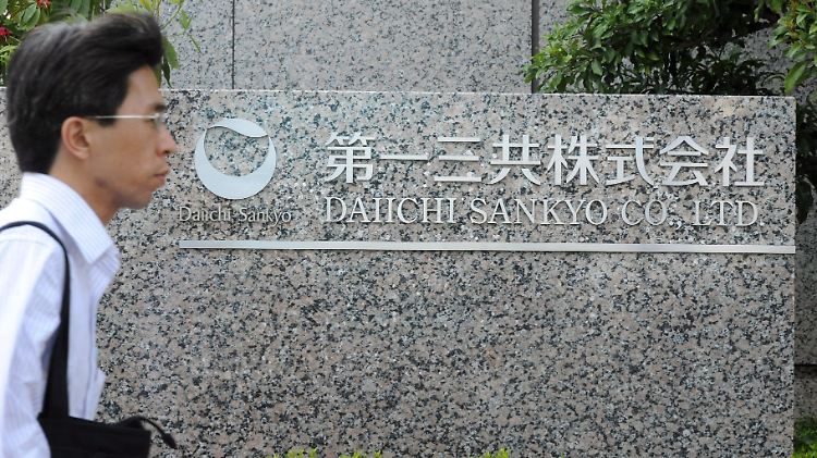 In Tokio steigen die Titel von Daiichi Sankyo. Insgesamt geht es an der TokioterBörse abwärts.