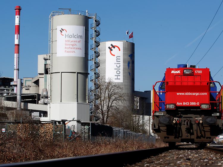 Zementproduktion im Schweizerischen Siggenthal: Holcim gilt bislang als Nummer Zwei hinter Lafarge.