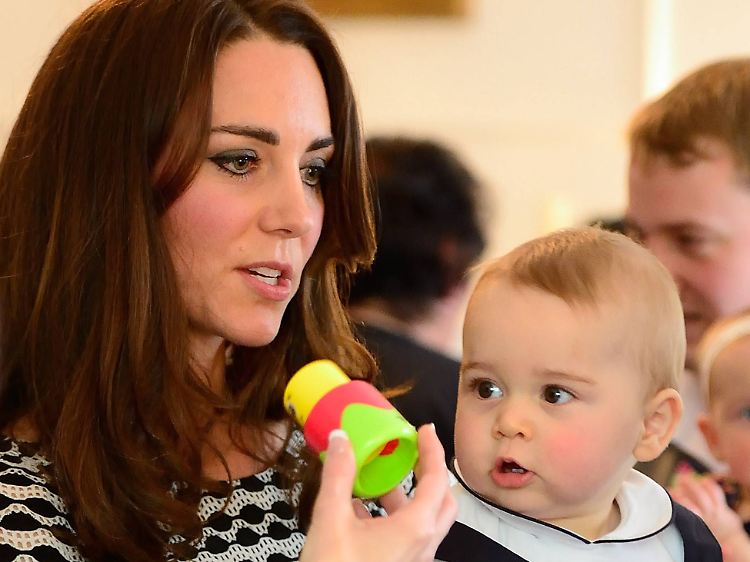 Ganz die Mama oder eher...? Baby George zeigt deutliche Ähnlichkeit mit Vater William.
