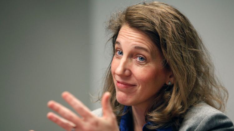 Sylvia Mathwes Burwell, die Budgetchefin des Weißen Hauses, wird die Nachfolge Sebelius' antreten.