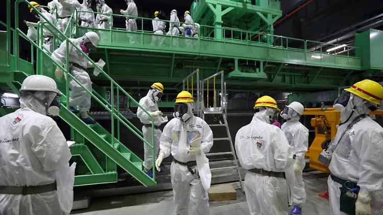 Noch immer ist die Umgebung um das AKW Fukushima radioaktiv verseucht. Die Bevölkerung ist besorgt.
