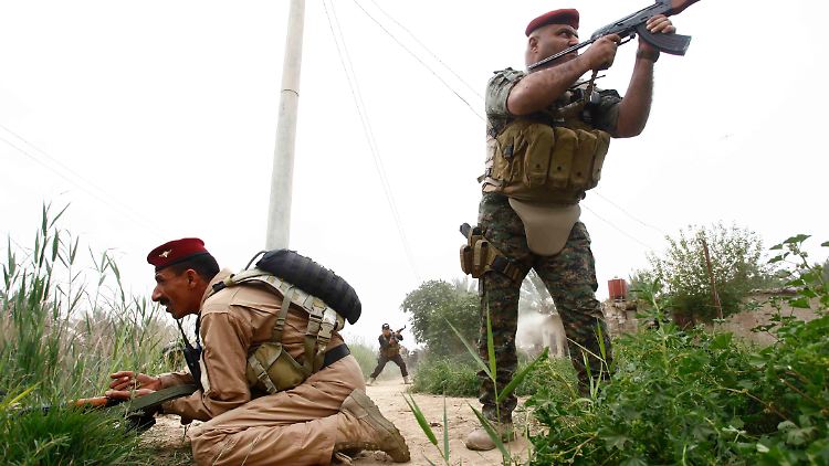 Soldaten in Babel bei Bagdad. Die irakische Armee kämpft an mehreren Orten im Land gegen die radikalislamische Isis-Gruppe.