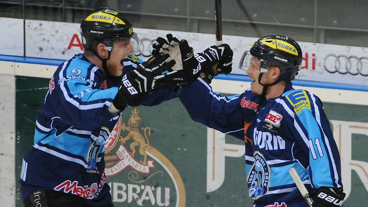 So jubelt Ingolstadt: Alexander Oblinger und Christoph Gawlik stehen mit ihren Teams im Finale.