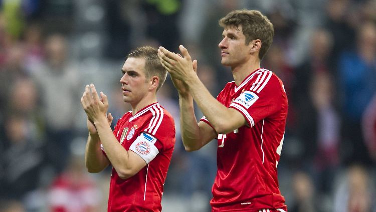 Applaus, Applaus: Philipp Lahm und Thomas Müller, hochmotiviert.