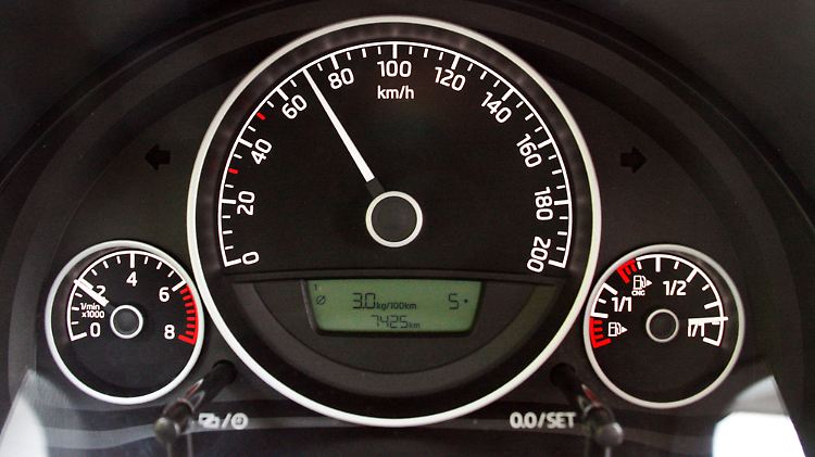 Die Drei steht: Im Verlauf der Testfahrt fällt der Verbrauch sogar bis auf 2,8 kg Gas/100 km.