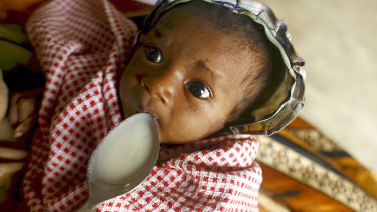 Die meisten Babys bekommen im Schnitt Frauen in Afrika. 