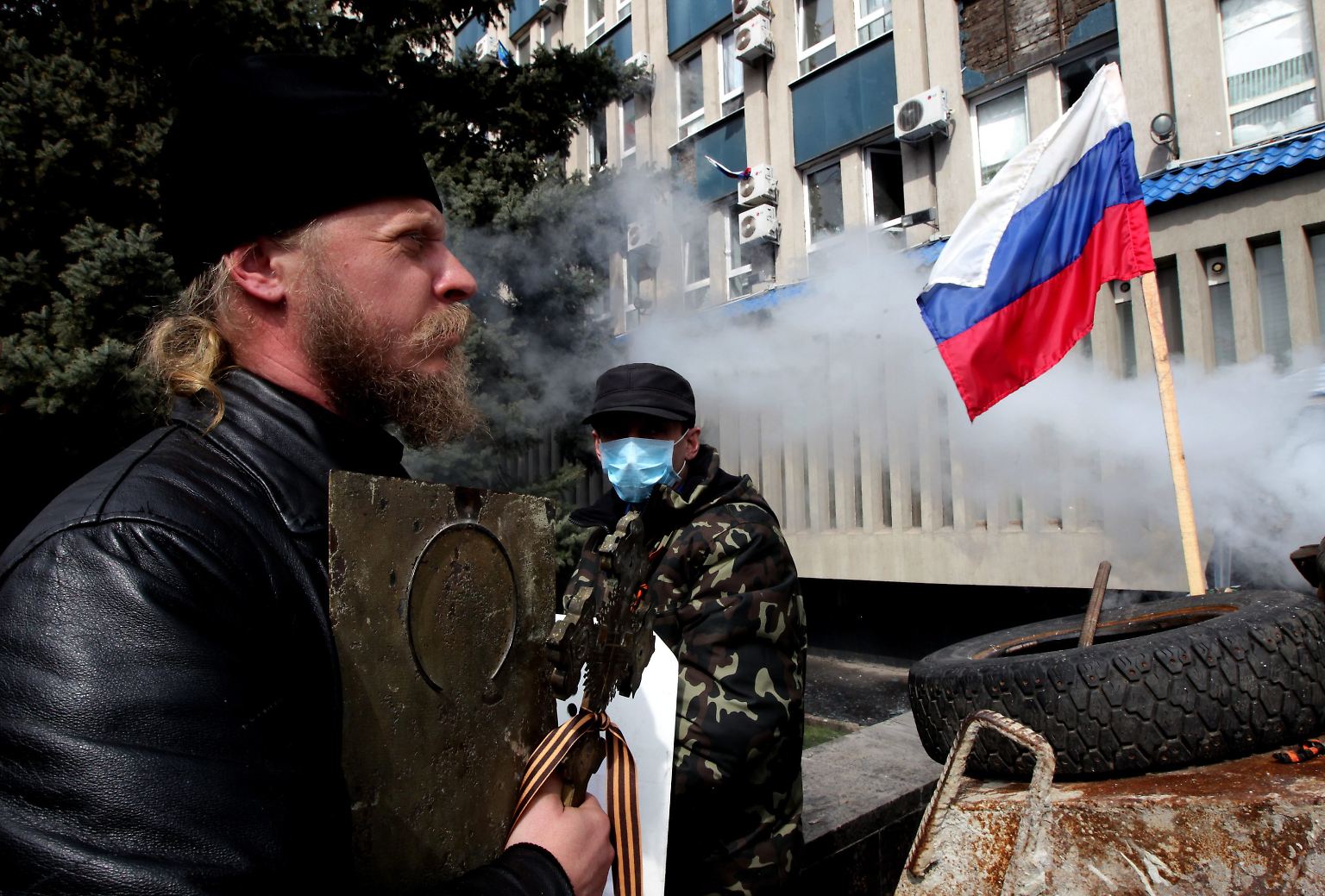 Die Regierung der Ukraine ist zu einer Volksabstimmung über die künftige Struktur des Landes bereit. Übergangspräsident Alexander Turtschinow sagte, das Referendum könne am Tag der Präsidentschaftswahl am 25. Mai stattfinden.
