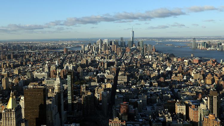 Ein Blick zurück auf das erste Quartal an der Wall Street: Vom Empire State Building aus ist das US-Finanzzentrum in der klaren Frühlingsluft gut zu erkennen.