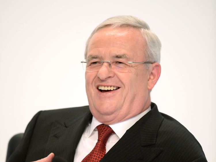 Am Erfolg des deutschen Autobaus hängt - bildlich gesprochen - der halbe deutsche Arbeitsmarkt: Martin Winterkorn (Archivbild).