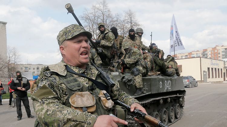 In der Ostukraine übernehmen prorussische Kräfte nach und nach die Kontrolle.