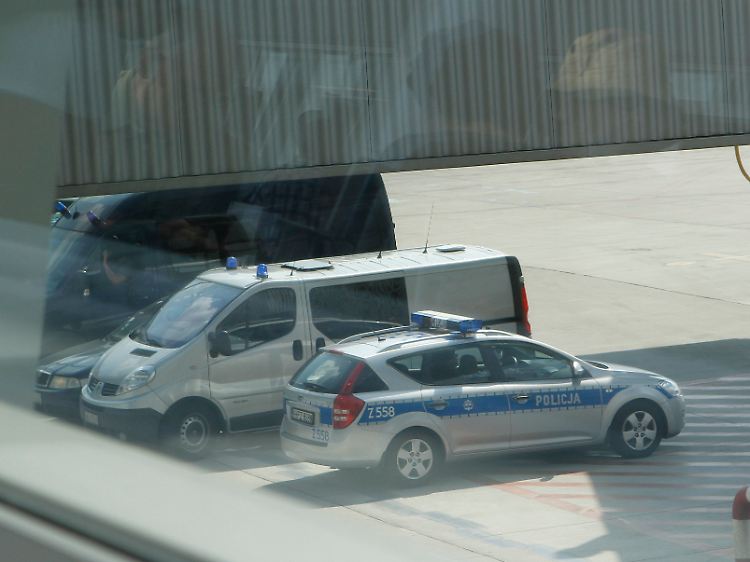 In diesem Transporter soll die polnische Polizei den mutmaßlichen Spion transportiert haben.