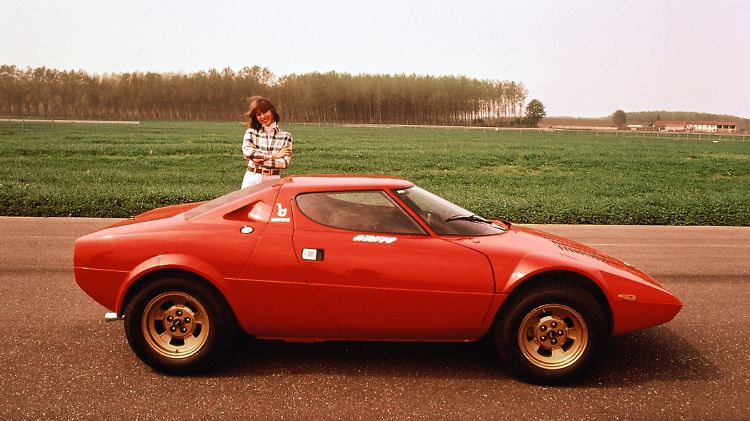 1973 begann die Kleinserienfertigung des Stratos.
