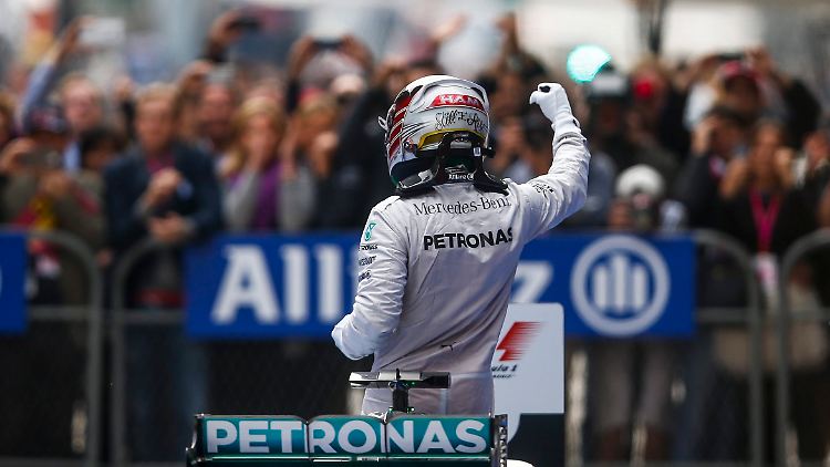 Zum ersten Mal in seiner Karriere gewinnt Lewis Hamilton drei Grand Prix in Serie.