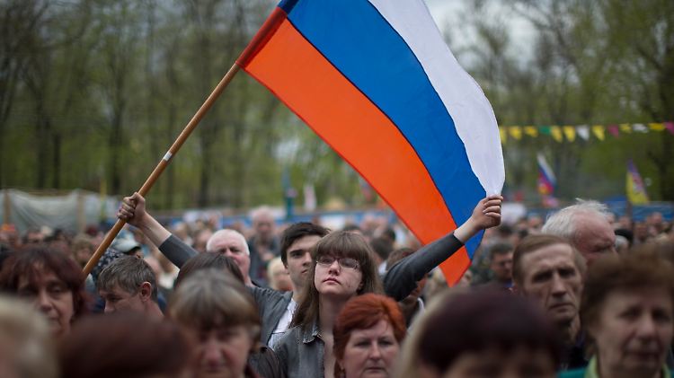 Prorussische Demo in Luhansk, im Osten der Ukraine. 